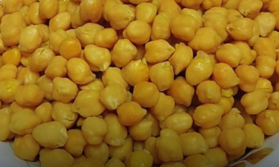 Kacang kuda rebus sebagai kudapan tradisional yang popular