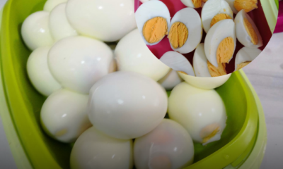 Garam dan cuka masakan ditambah ke dalam air sebagai petua merebus telur supaya tidak mudah pecah.